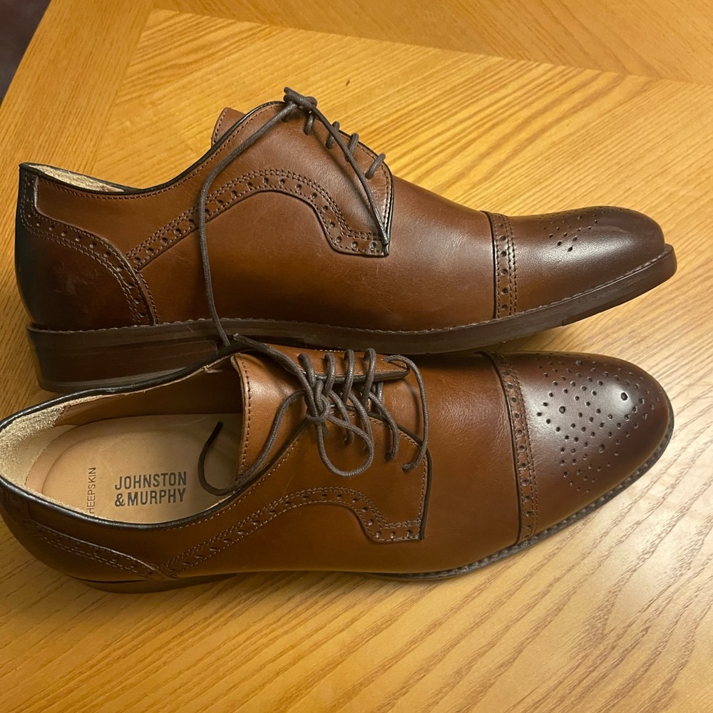 Johnston & Murphy Sheepskin Leather Bottom